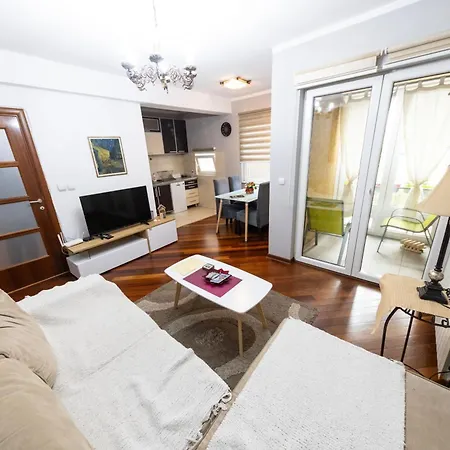 Lux Place Apartments Downtown Kragujevac Exterior photo