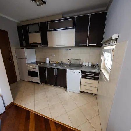 Lux Place Apartments Downtown Kragujevac Exterior photo